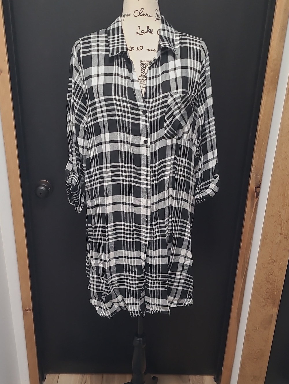 Umgee Black and White Plaid Button-Front Midi Dress Or Duster